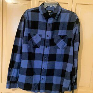Urban Pipeline Blue & Black Plaid Flannel Shirt. Size Large